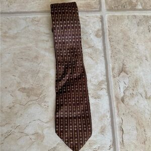 Gucci Pre Owned Men’s Vintage Brown Silk Luxury Dress Tie White Horsebit Pattern